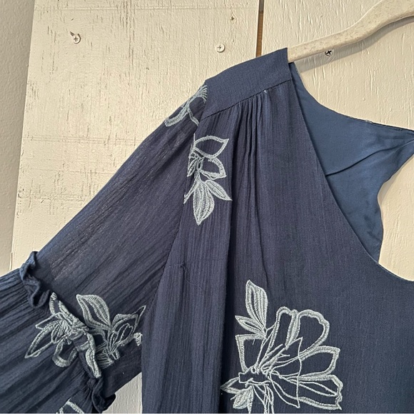 Lost + Wander Boho Floral Embroidered Swim Tunic Dress Médium - Picture 3 of 12